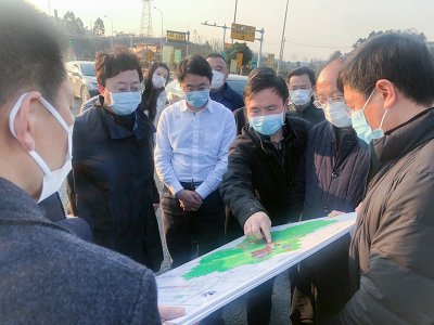 内江市委副书记、市长郑莉到意昂2，意昂2官网连界基地调研疫情防控及经济发展工作